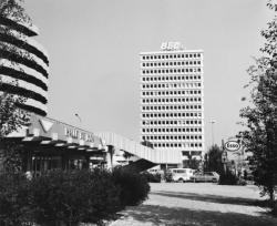 [Quartier de la Part-Dieu. Immeuble Part-Dieu - Garibaldi (P.D.G.)]