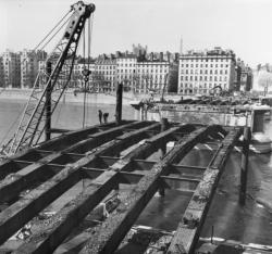 [Démolition du pont Morand]