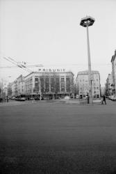 [Le Prisunic de la place du Pont]