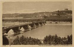 Lyon. - Pont de la Guillotière. - L'Hôtel-Dieu et la Nouvelle Poste
