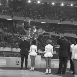 Palais des Sports de Gerland : patinage artistique avec remise de prix