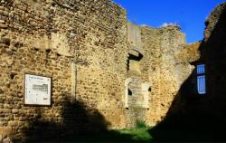 Rochefort, château du 14e siècle