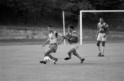 [Football : AS Duchère - Cuiseaux-Louhans FC (0-1)]