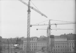 Place Bellecour : grues infrarouges