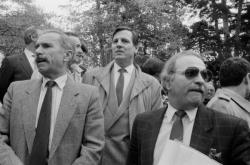 [Championnats du monde de cyclisme sur piste (1989). Inspection du vélodrome Tête-d'Or par le comité d'organisation]