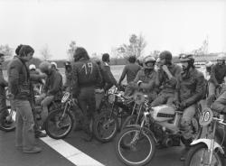 Course de motos dans la région