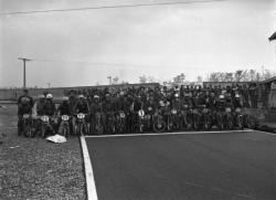 Course de motos dans la région