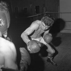 Boxe à la Maison des Jeunes de Gerland