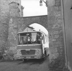 [Cars Philibert : promenade à Pérouges (Ain)]