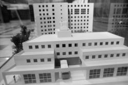 [Galerie de l'hôtel de ville de Villeurbanne. Exposition de maquettes d'architecture]