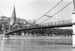 [Passerelle Saint-Georges]