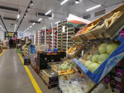 Etals au marché de gros de Lyon-Corbas