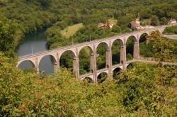 Viaduc de Cize-Bolozon (Ain)