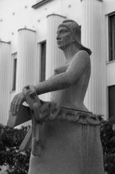 Monument aux morts de la Libération à Villeurbanne