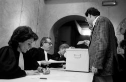 [Barreau de Lyon. Election du bâtonnier des avocats lyonnais (1989)]