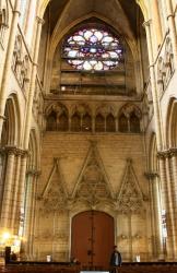 La nef, côté ouest, 14e siècle, cathédrale Saint-Jean-Baptiste, Lyon 5e