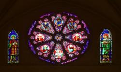 La nef, transept, rosace, 13e siècle, cathédrale Saint-Jean-Baptiste, Lyon 5e