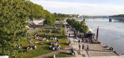 Quai du Rhône près du pont Wilson, Lyon