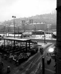 Vue sur le quai des Célestins ; 1, quai Saint-Antoine, Lyon