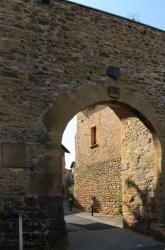 Porte de Nizy, vestiges du château-fort, Oingt