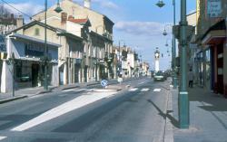 [Avenue Charles-de-Gaulle à Tassin-la-Demi-Lune (Rhône)]