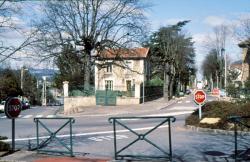 [Avenue Vincent-Serre à Tassin-la-Demi-Lune (Rhône)]