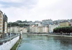 [La passerelle Saint-Vincent]