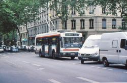 [Trolleybus (ligne 11), place Victor-Basch]