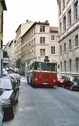 [Trolleybus (ligne 6), rue Claude-Neyret]