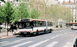 [Bus (ligne 12), place Bellecour]