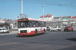 [Bus (ligne 27), pont Lafayette]