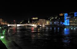 [Bords de Saône, de nuit]