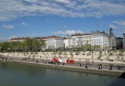 [Berges du Rhône]