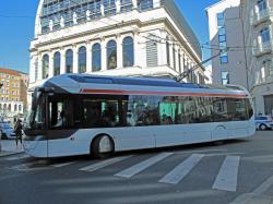 [Trolleybus place de la Comédie]