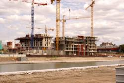 Constructions le long du quai Antoine Riboud