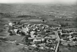 Grézieu-le-Marché (Rhône). - Vue générale aérienne