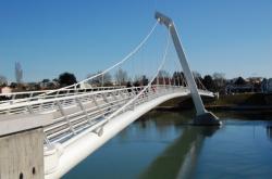 Passerelle Nelson Mandela, Décines-Charpieu