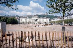 [Chantier de la ligne A du métro de l'agglomération lyonnaise]