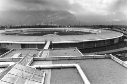 [Synchrotron de Grenoble (Isère)]