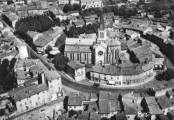 Brignais (Rhône). - Vue aérienne du centre