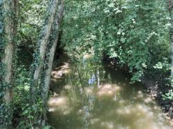 Point d'eau, Pérouges, Ain