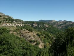 Montagnes autour d'Aizac, Ardèche