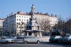 [Statue de la place Maréchal Lyautey]