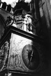 [Horloge astronomique de la cathédrale Saint-Jean]