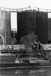 [Incendie d'une barge d'hydrocarbures au port Edouard-Herriot (1991)]