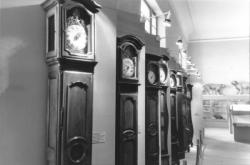 [Musée Crozatier du Puy-en-Velay. Exposition "Quatre siècles d'horlogerie française"]