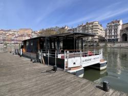 Bateau-mouche sur la Saône