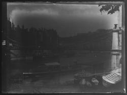 Pont de la Feuillée et bateau mouche