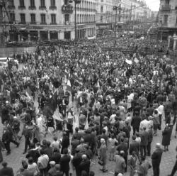 [Evénements de mai-juin 1968. Contre-manifestation gaulliste du 31 mai]