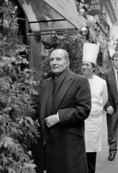[Voyage du Président François Mitterrand en région lyonnaise. Déjeuner privé chez "Léon de Lyon"]